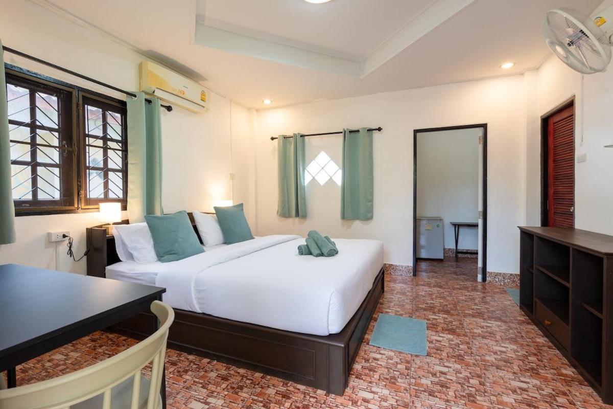 Lanta School Beach Resort Koh Lanta Exterior photo